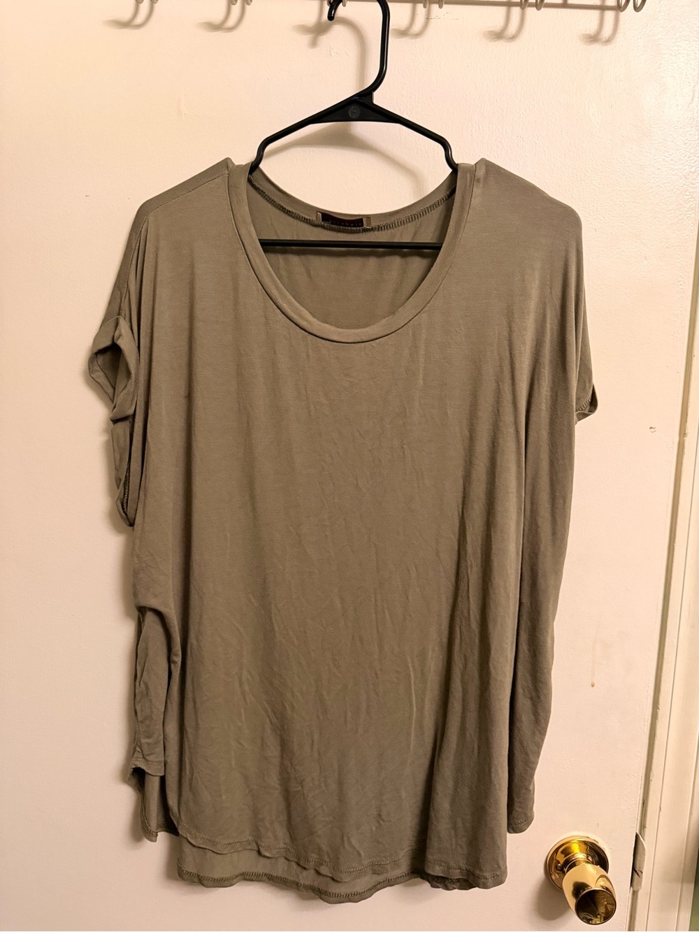 Relaxed Short Sleeve Women’s Top in Olive